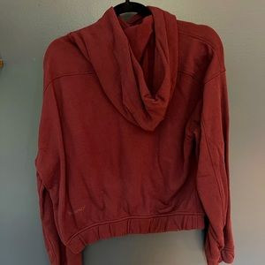 Lululemon cropped hoodie